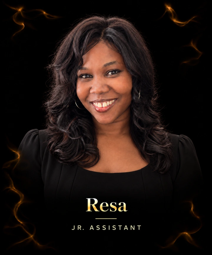 Resa, Junior Assistant